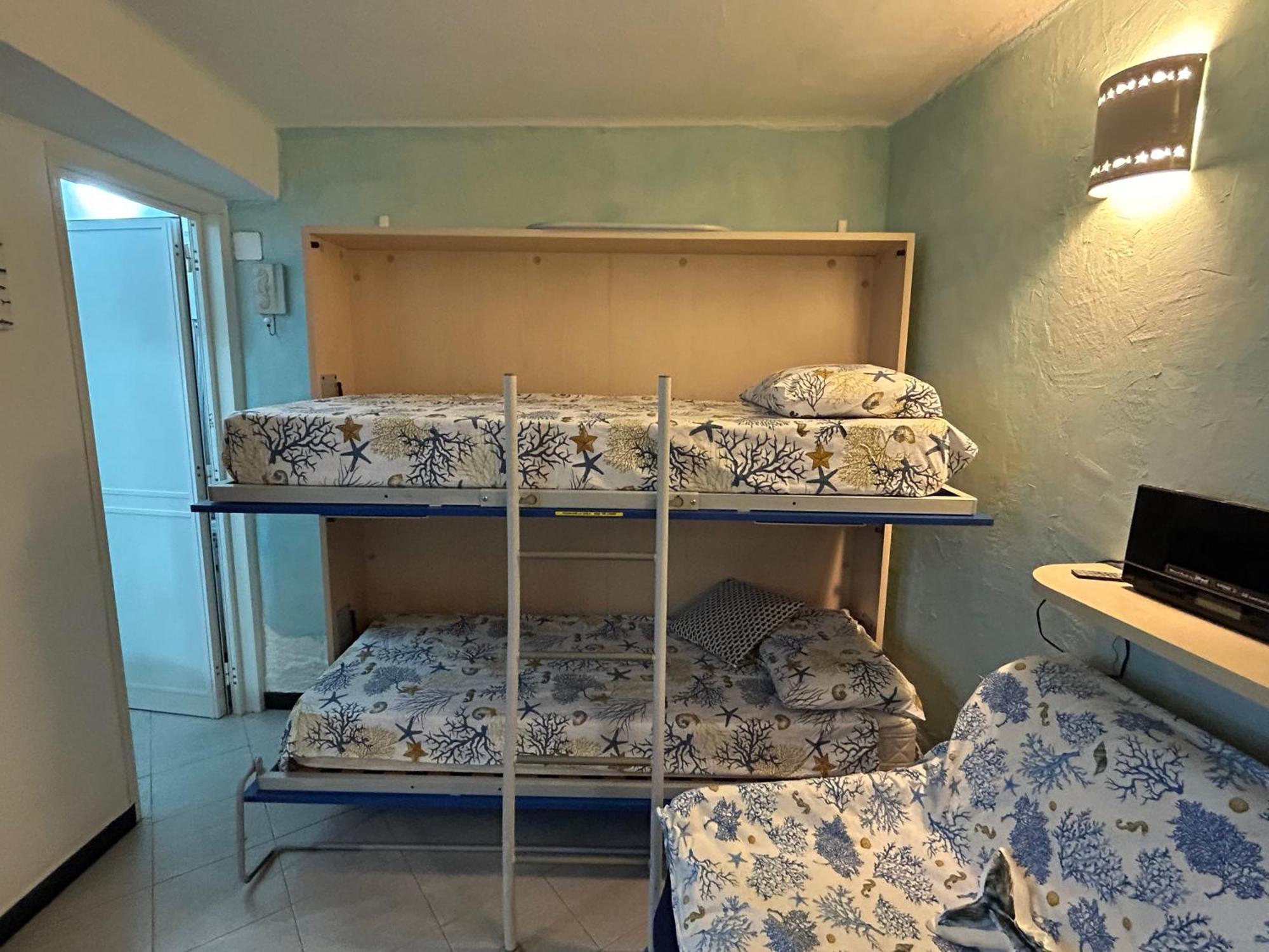 Pippo Cosy Studio Flat With Ac Monterosso al Mare Exterior photo